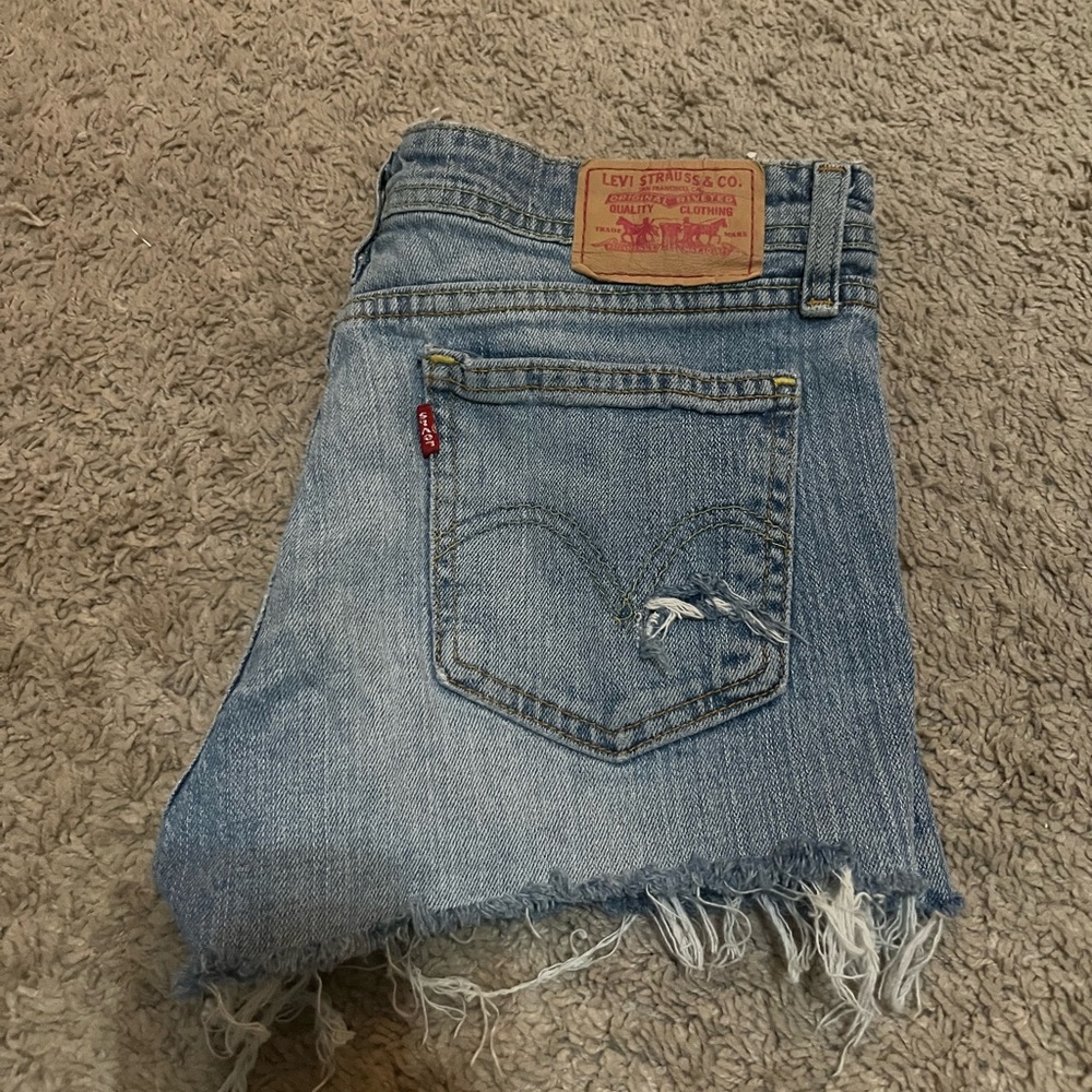 Vintage Levi shorts size 7